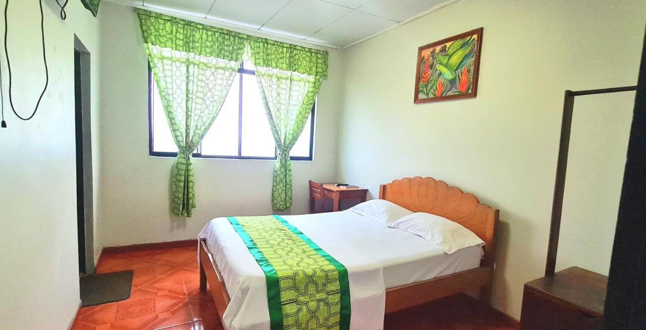 Hostal Maravilla Amazonica イキトス エクステリア 写真
